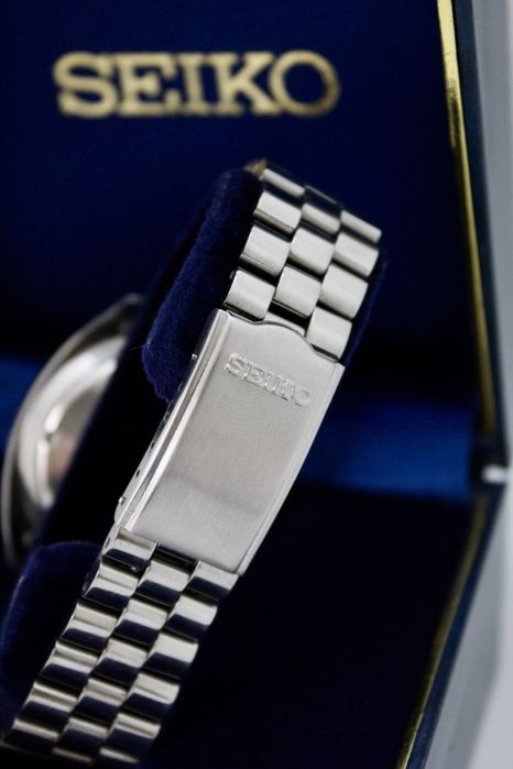 Seiko Chronograph “Bruce Lee”