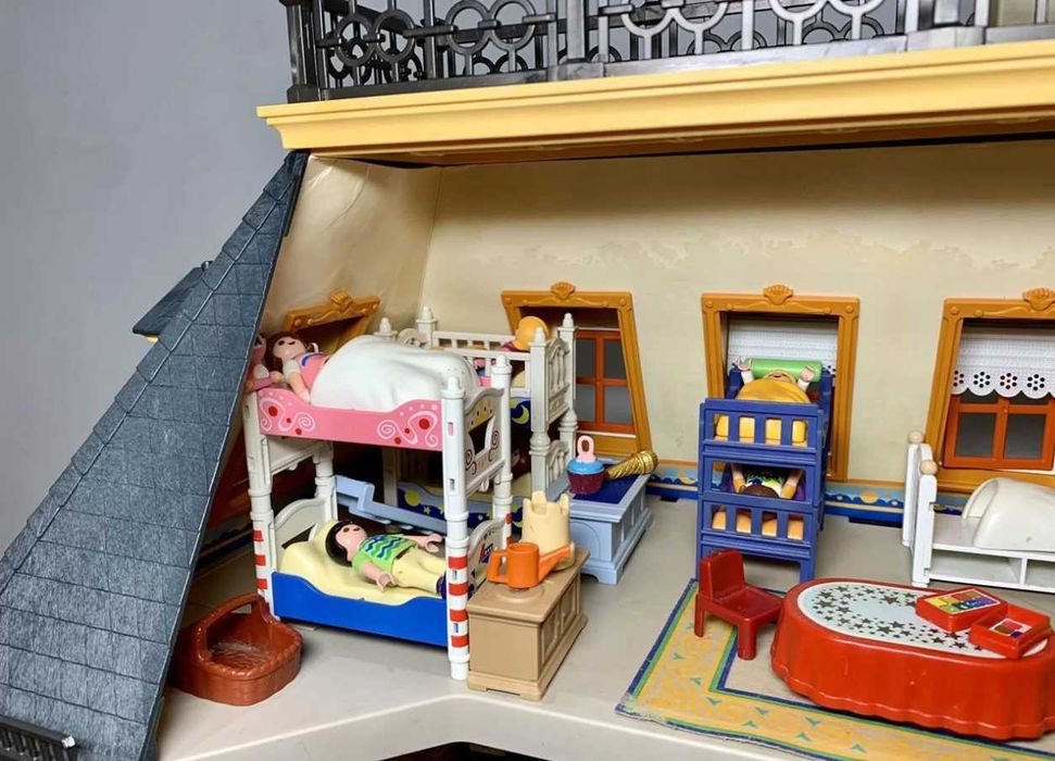 Домик кукольный Playmibol 5301