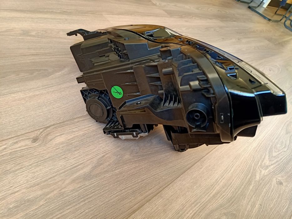 Lampa przednia Volvo ex30 lewa oryginał