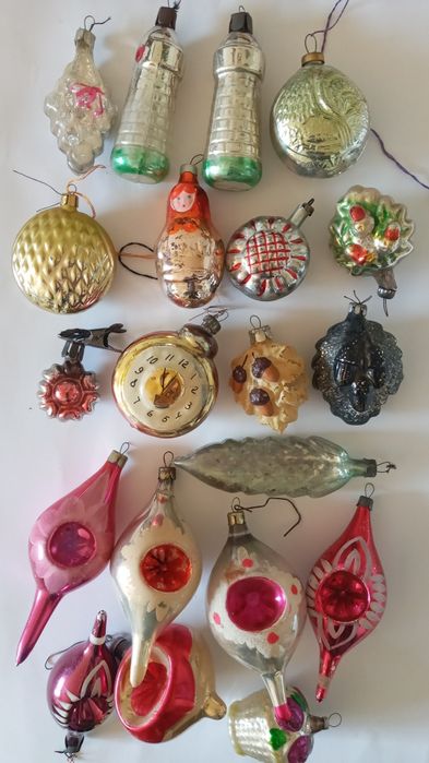 Елочные  игрушки  ссср девочка с флажком