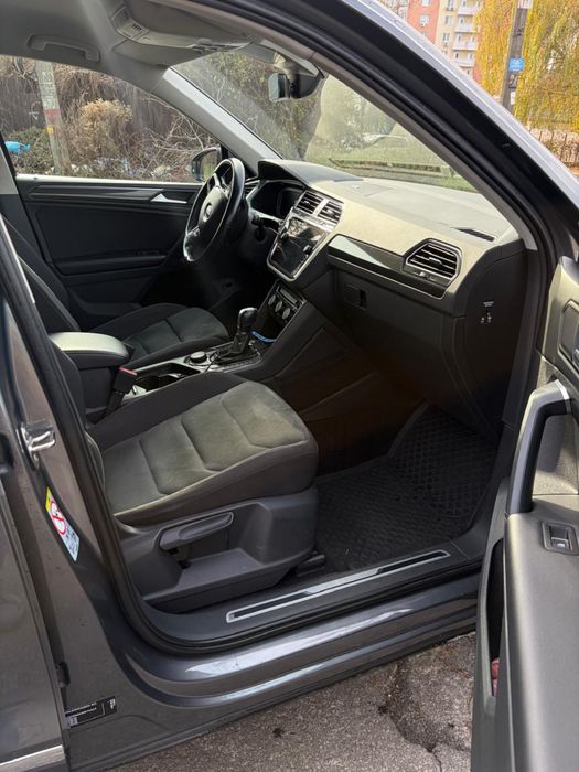 Продаж Volksvagen Tiguan 2.0 TSI AT ( 220 к.с.)  4Motion Торг