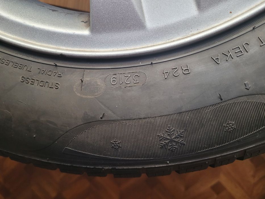 Alufelgi z oponami zimowymi Ford S-Max