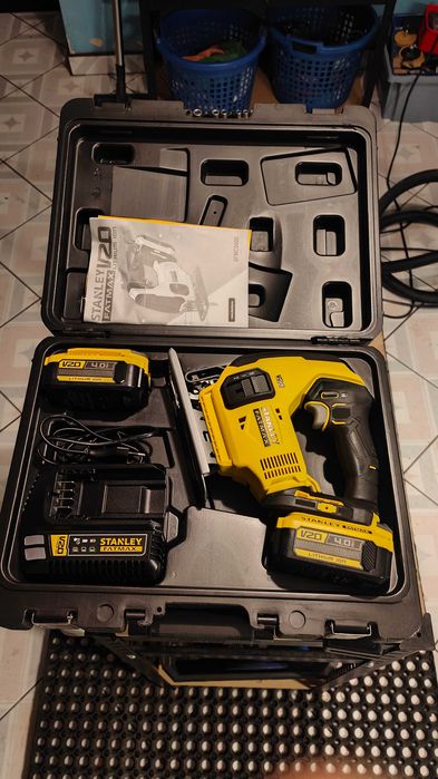 Wyrzynarka Akumulatorowa Stanley SFMCS600M2K