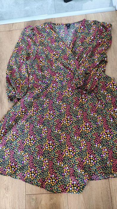 RIVER ISLAND sukienka łączka, bardzo intensywne kolory, na zakladke