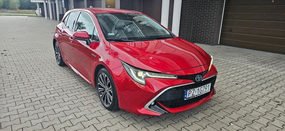 Toyota Corolla 2.0 Hybryda EXECUTIVE+ JBL + Pakiet LIGHT, Head Up, Nagłośninie Bose