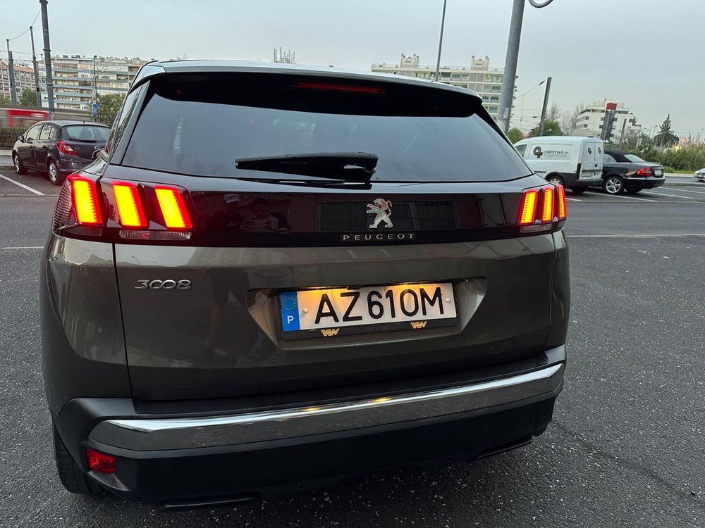 Peugeot 3008 1.5 hdi Allure