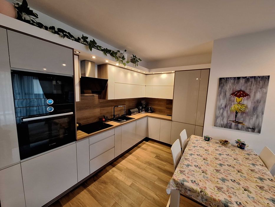 Duży 3 pok. (do 8 osób) Wyposażony Loggia Parking Centrum Wola Na Doby