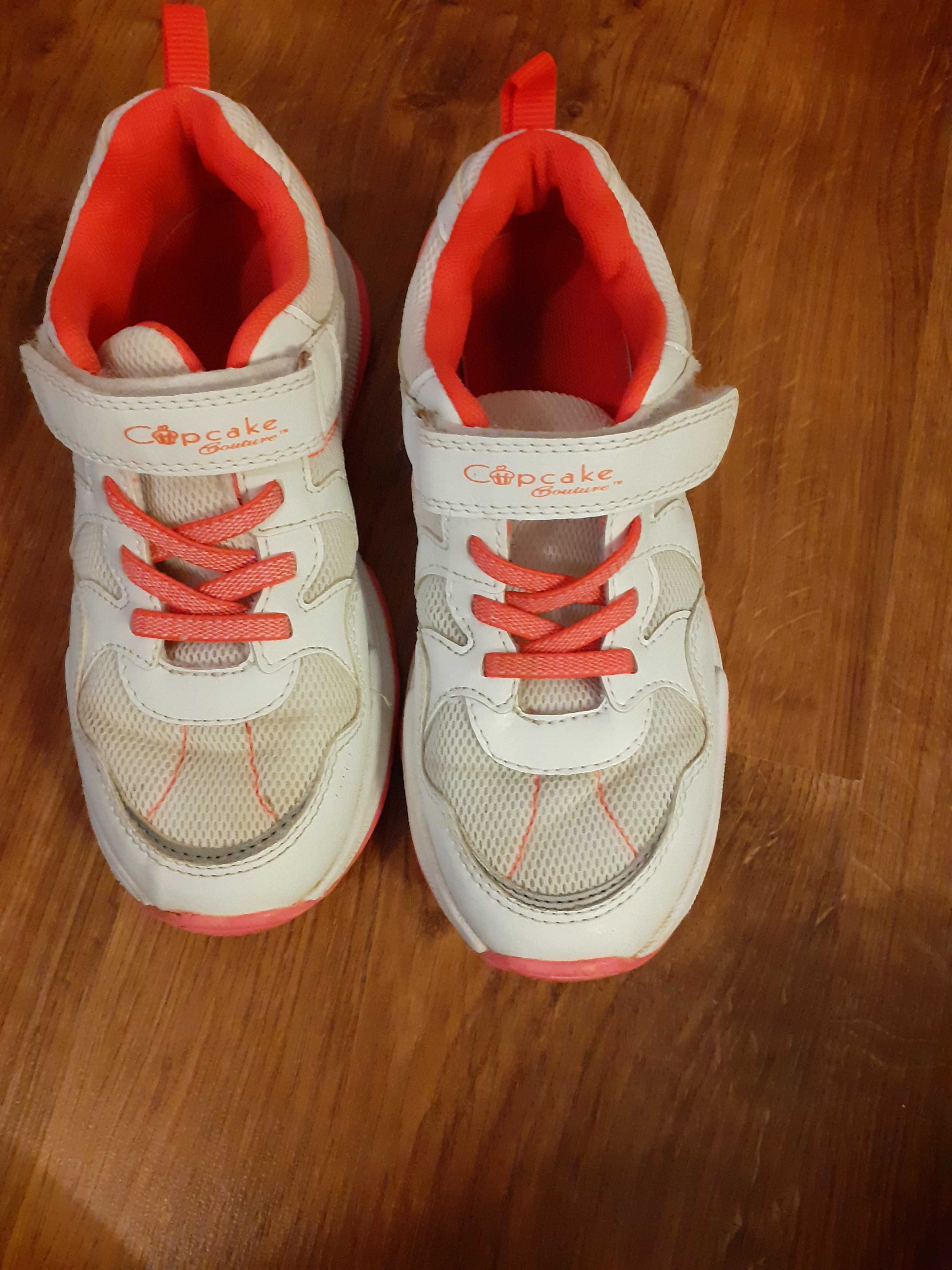 Buty dla dziewczynki