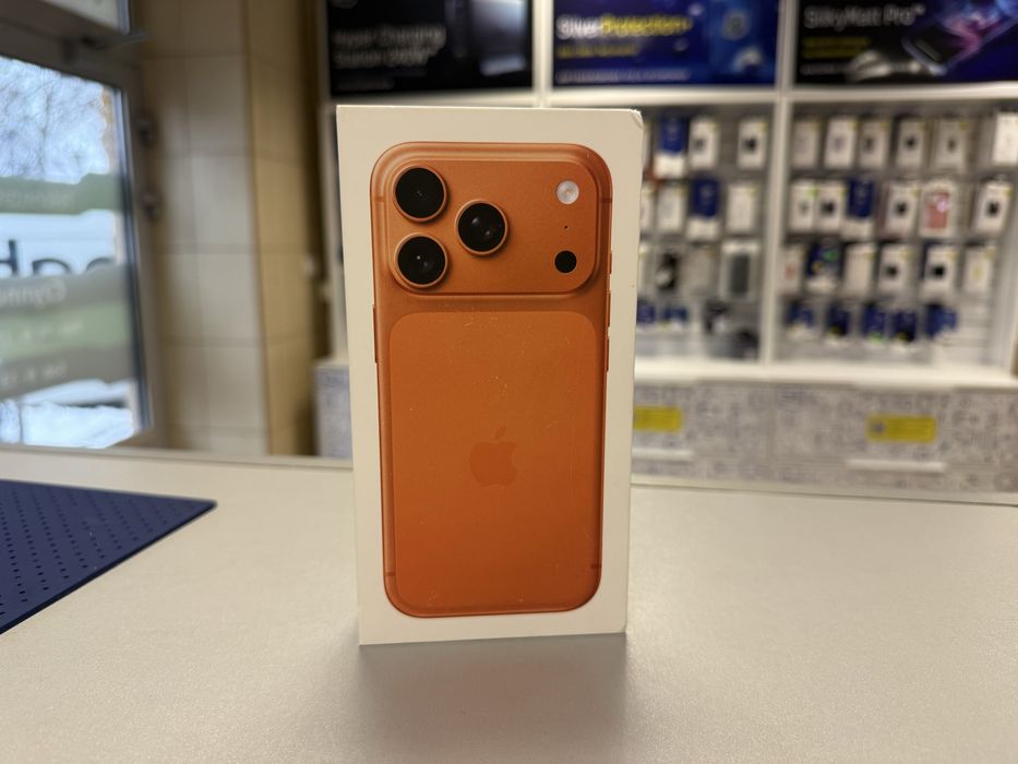 Smartfon Apple iPhone 17 Pro 256GB Kosmiczny pomarańcz