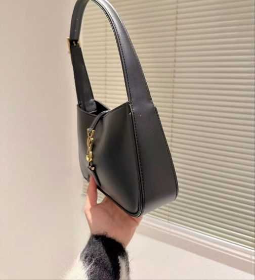 Torebka damska elegancka 444-23