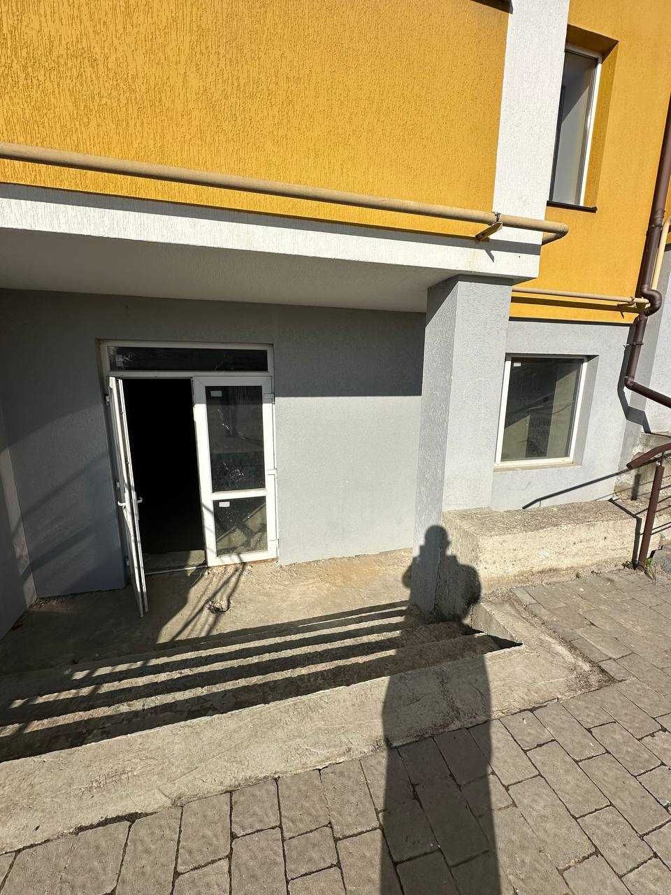 Продам комерційне приміщення за вигідною ціною