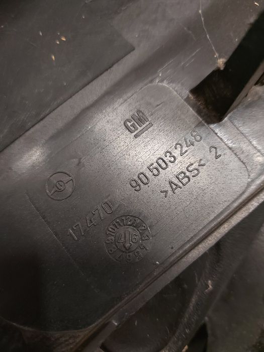 Ручка дверна права передня Опель Вектра Б GM 90503248