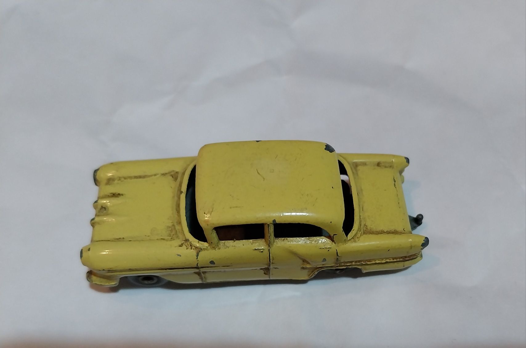 Miniatura antiga Lesney Vauxhall Victor