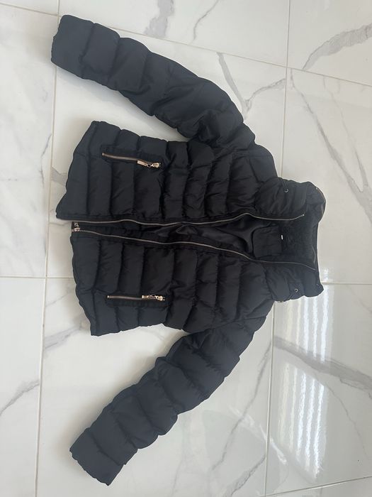 Śliczna krótka kurtka czarna M