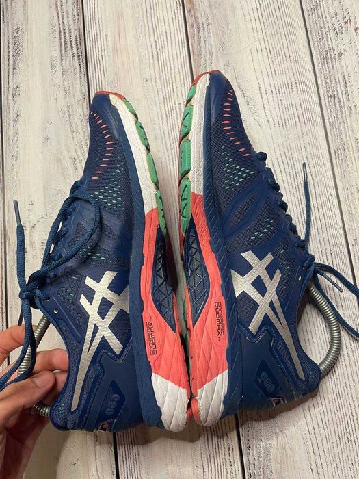 Кроссовки Asics Gel-Kayano 23