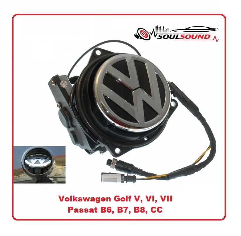 Штатная камера заднего вида Volkswagen Passat Golf в логотип ручку
