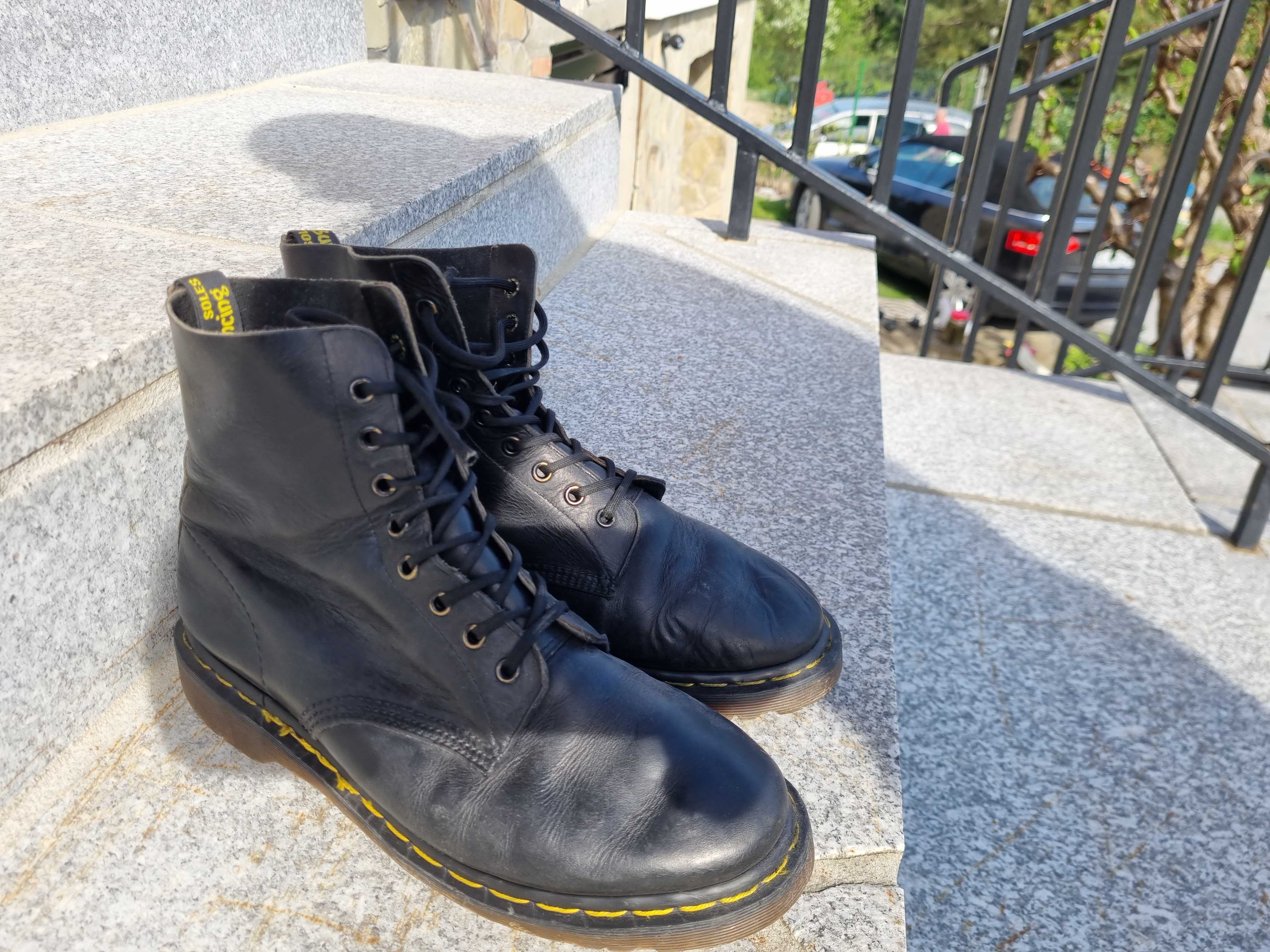 Dr. Martens Martensy  - oryginale rozm. 9  rozm. 43