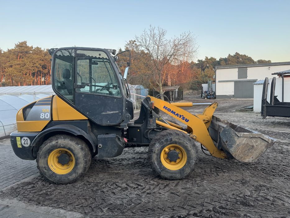 Ładowarka komatsu wa-80