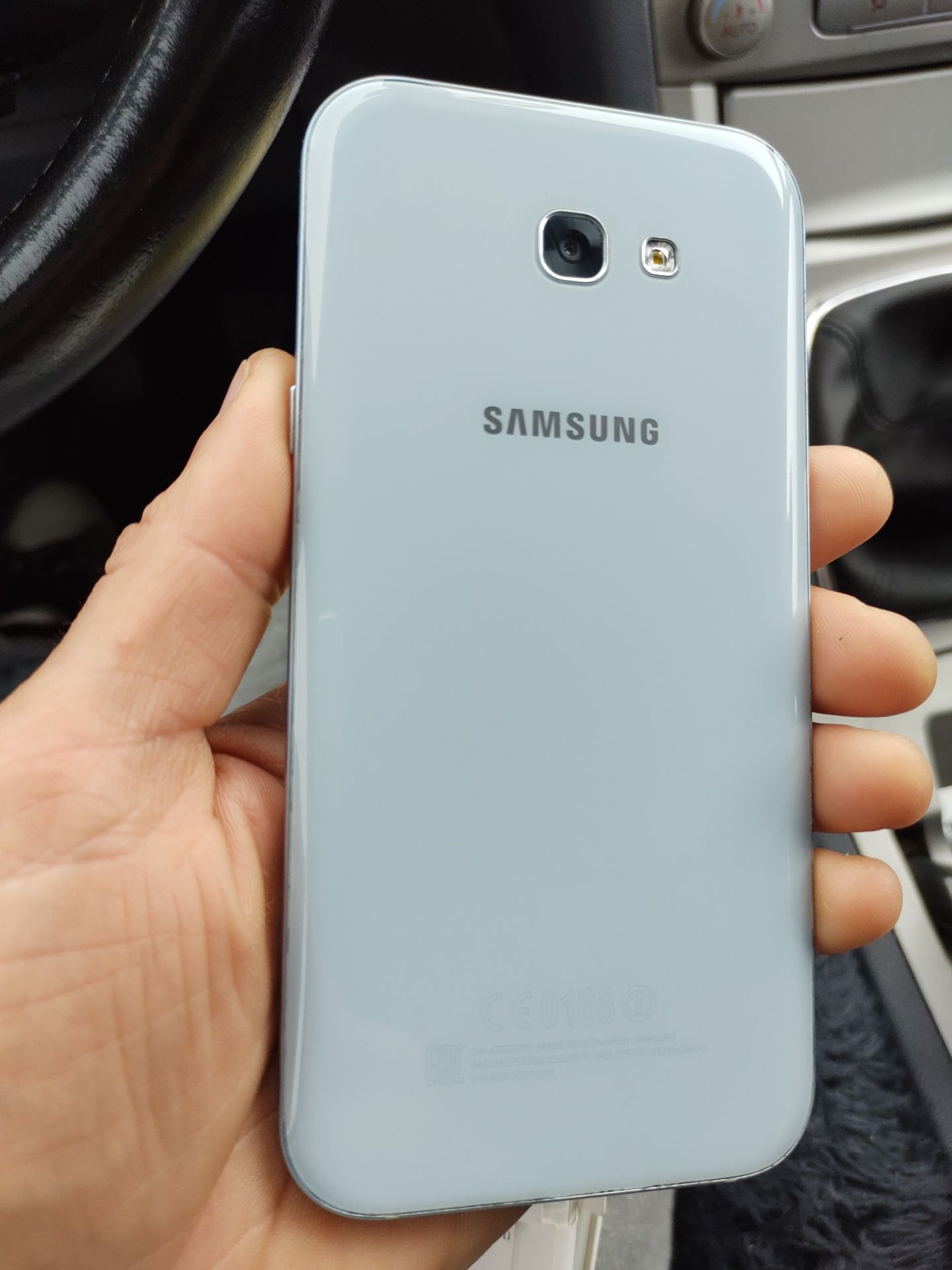 Samsung galaxy A7 dual SIM IP 68