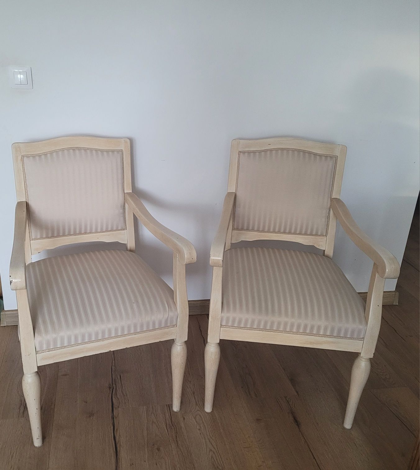 Fotele stylowe komplet