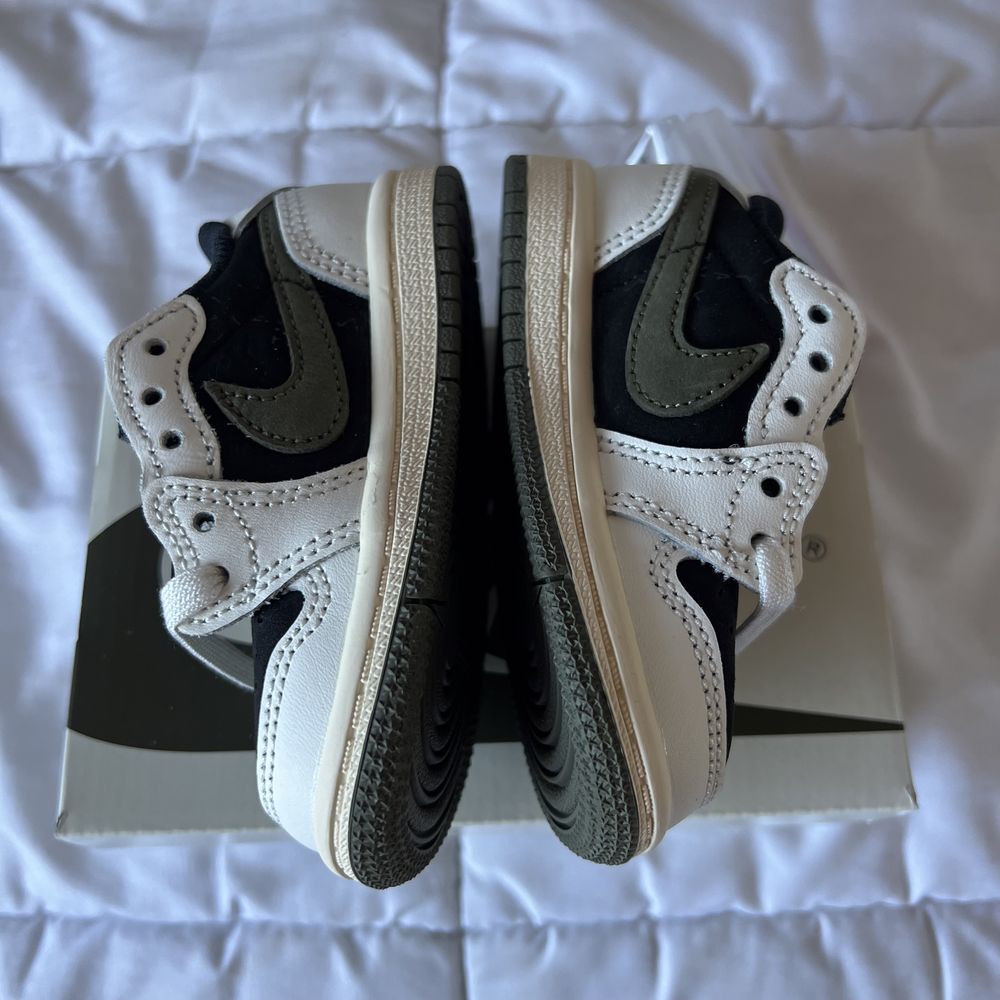 Buty Jordan 1 Low Travis Scott Olive - rozmiar 21