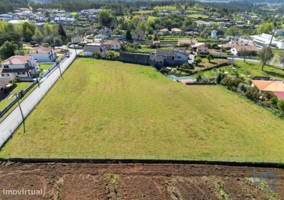 Terreno em Macinhata do Vouga de 5600,00 m2