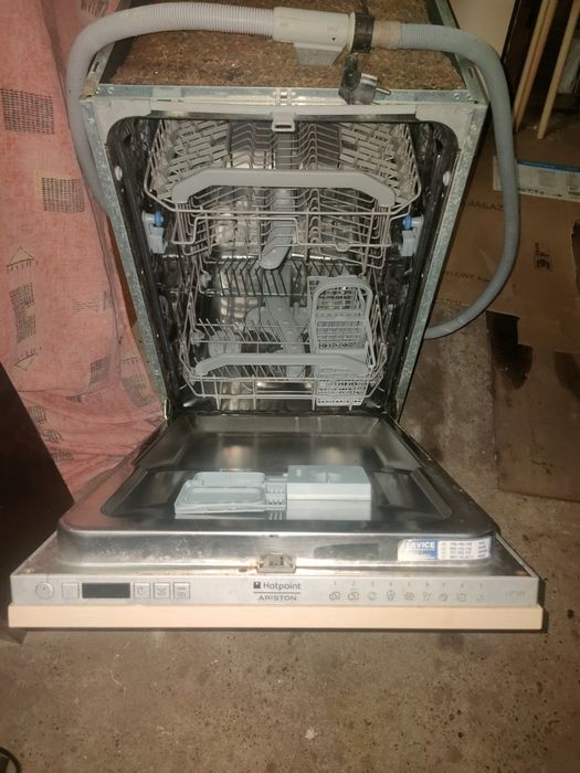 Zmywarka do zabudowy Hotpoint LST 329 AX-HA – 45 cm, 9 programów, spra