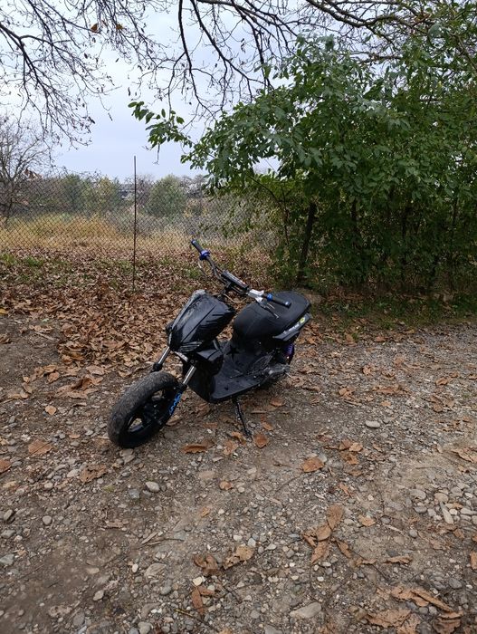 Продам Yamaha slider