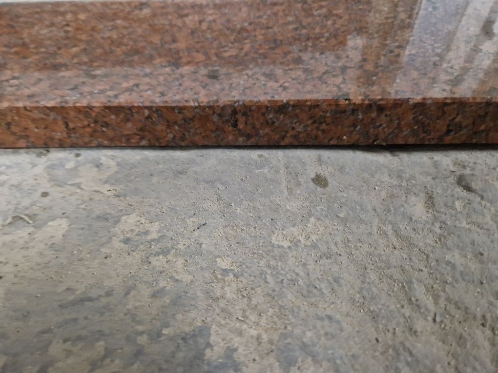 Parapety granitowe Vanga