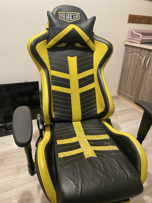 Геймерське крісло