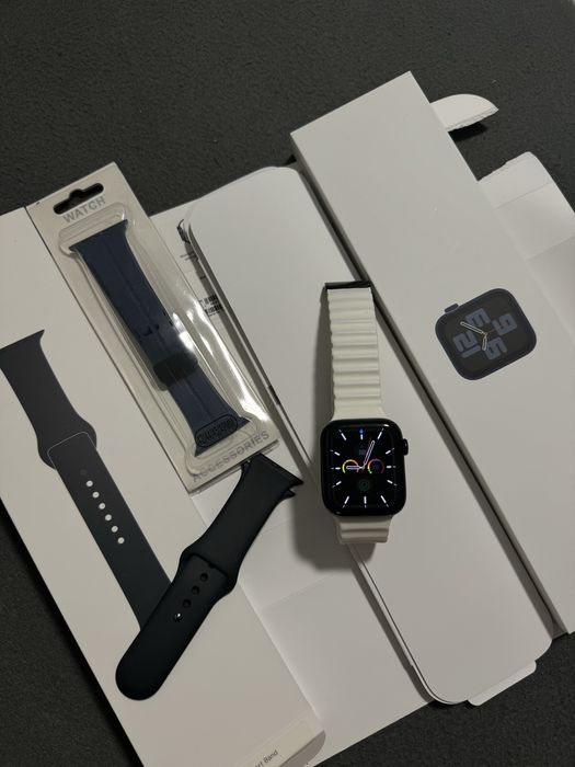 Apple watch SE б/у