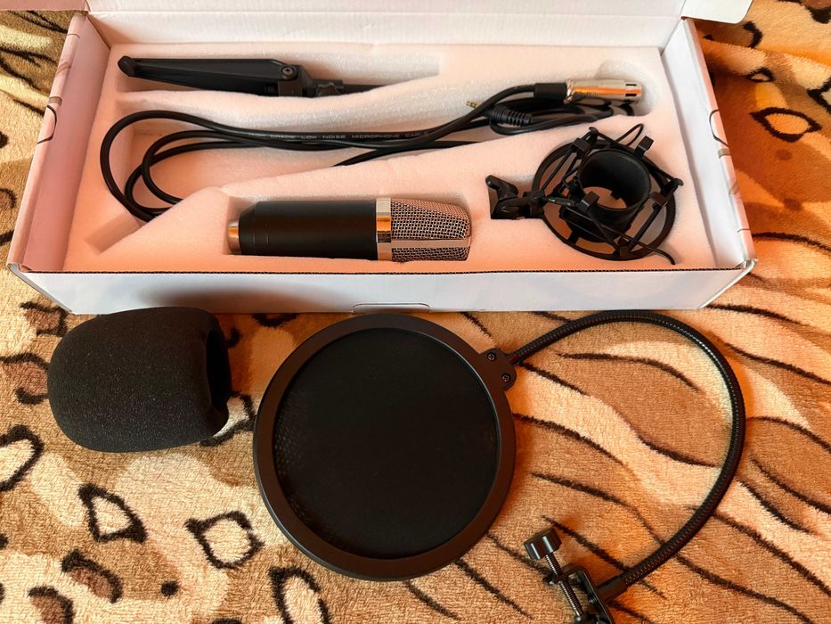 Mikrofon Hykker studyjny + statyw