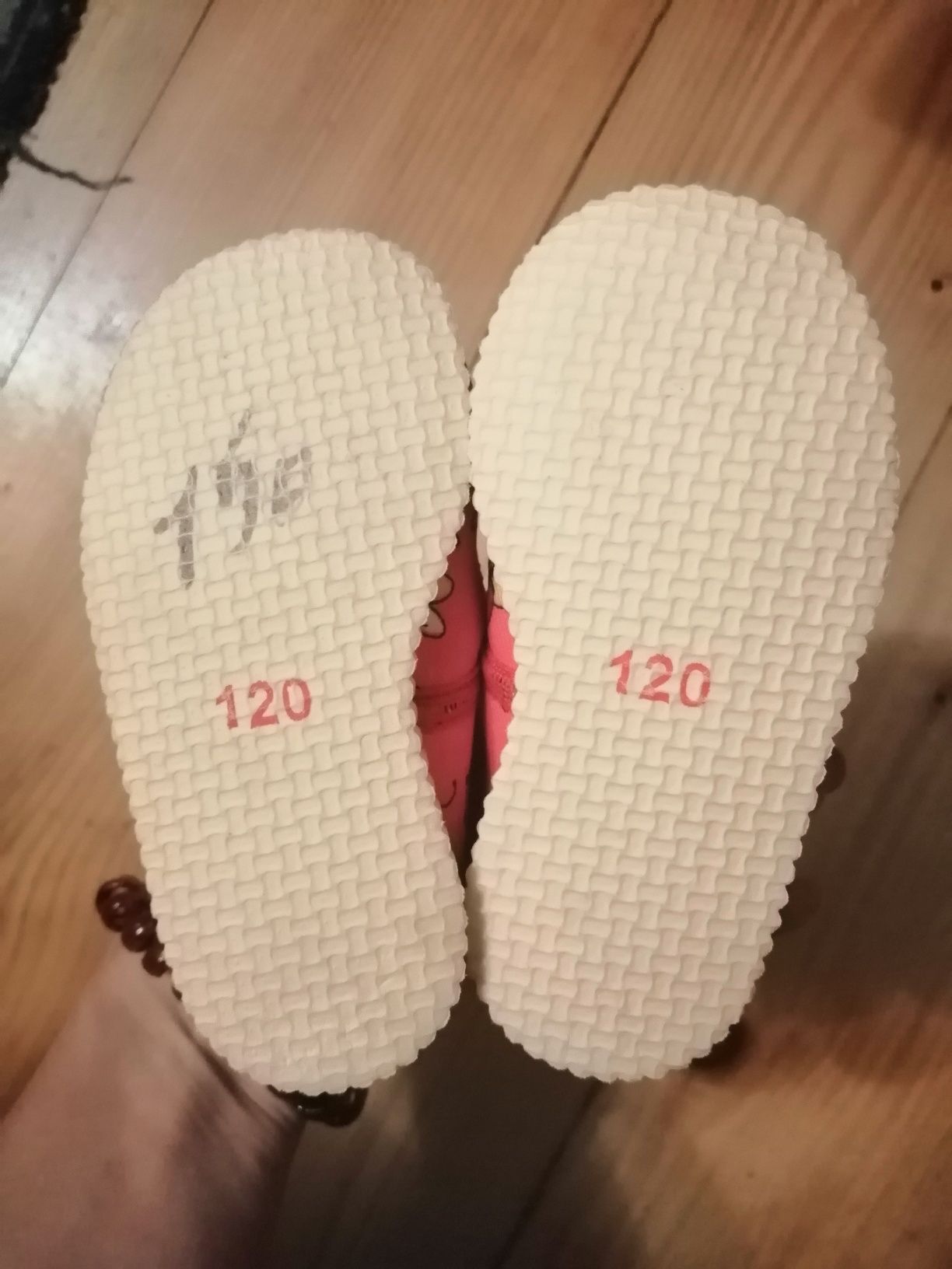 НОВЕ Взуття дитяче 18 розмір