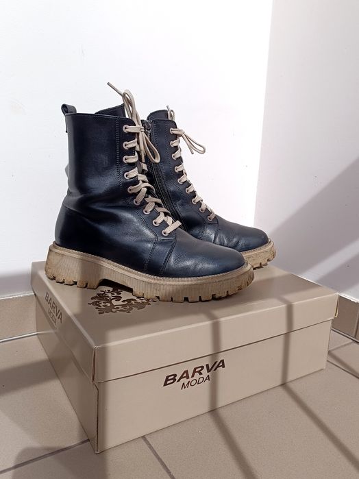 Жіночі зимові шкіряні чорні черевички 39 розмір