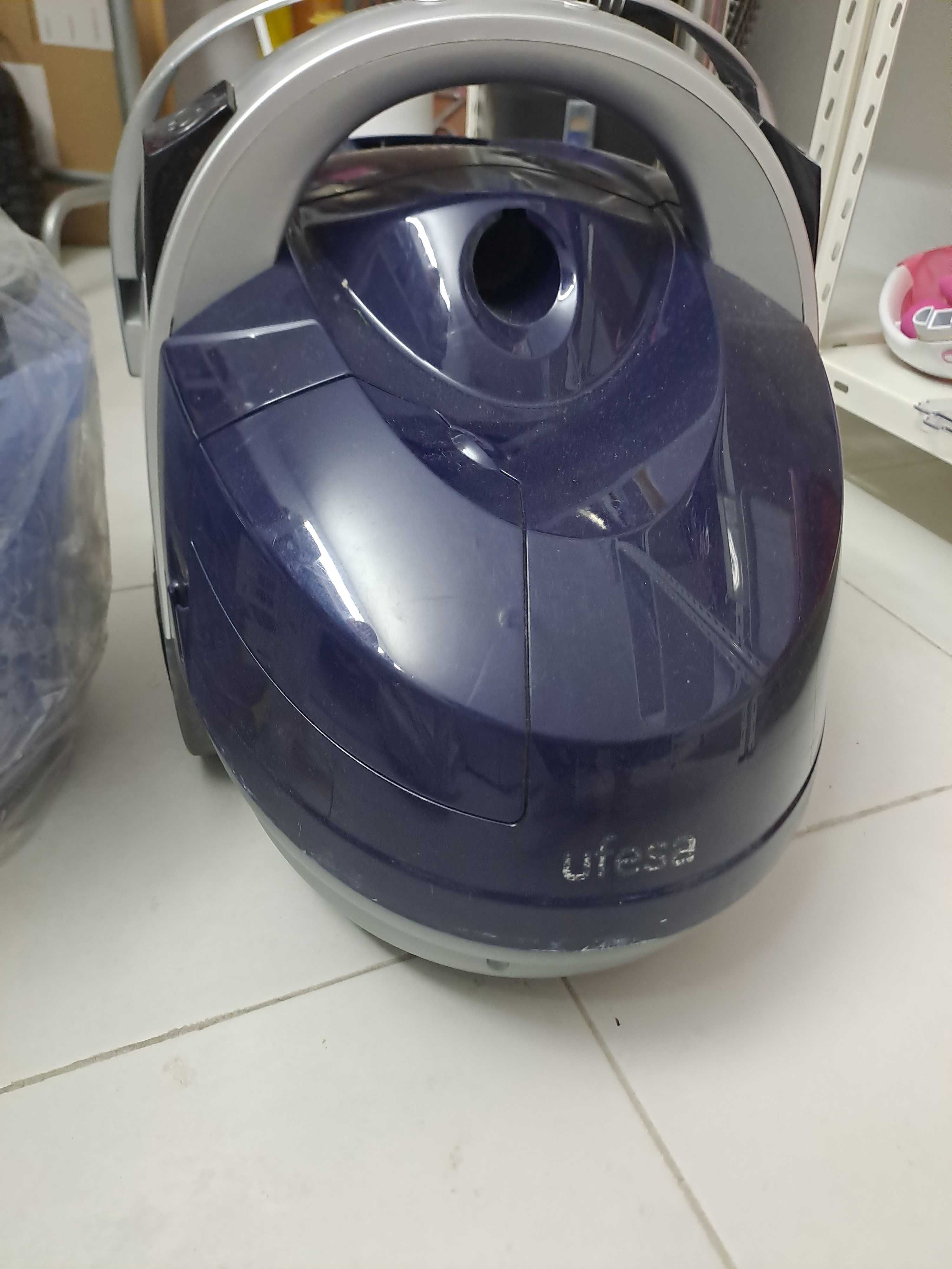 Aspirador UFESA (depósito de água)
