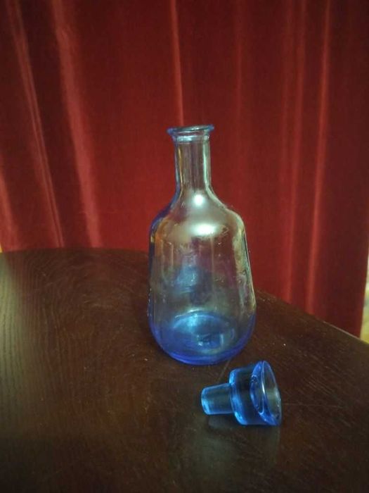 Графін скляний блакитний