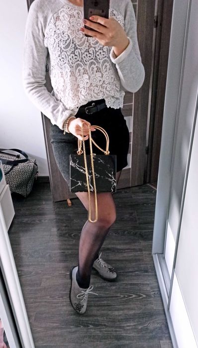 PREZENT Czarna torebka damska NA SYLWESTRA kuferek box marmurek