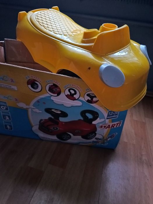 Pchacz autko dziecięce