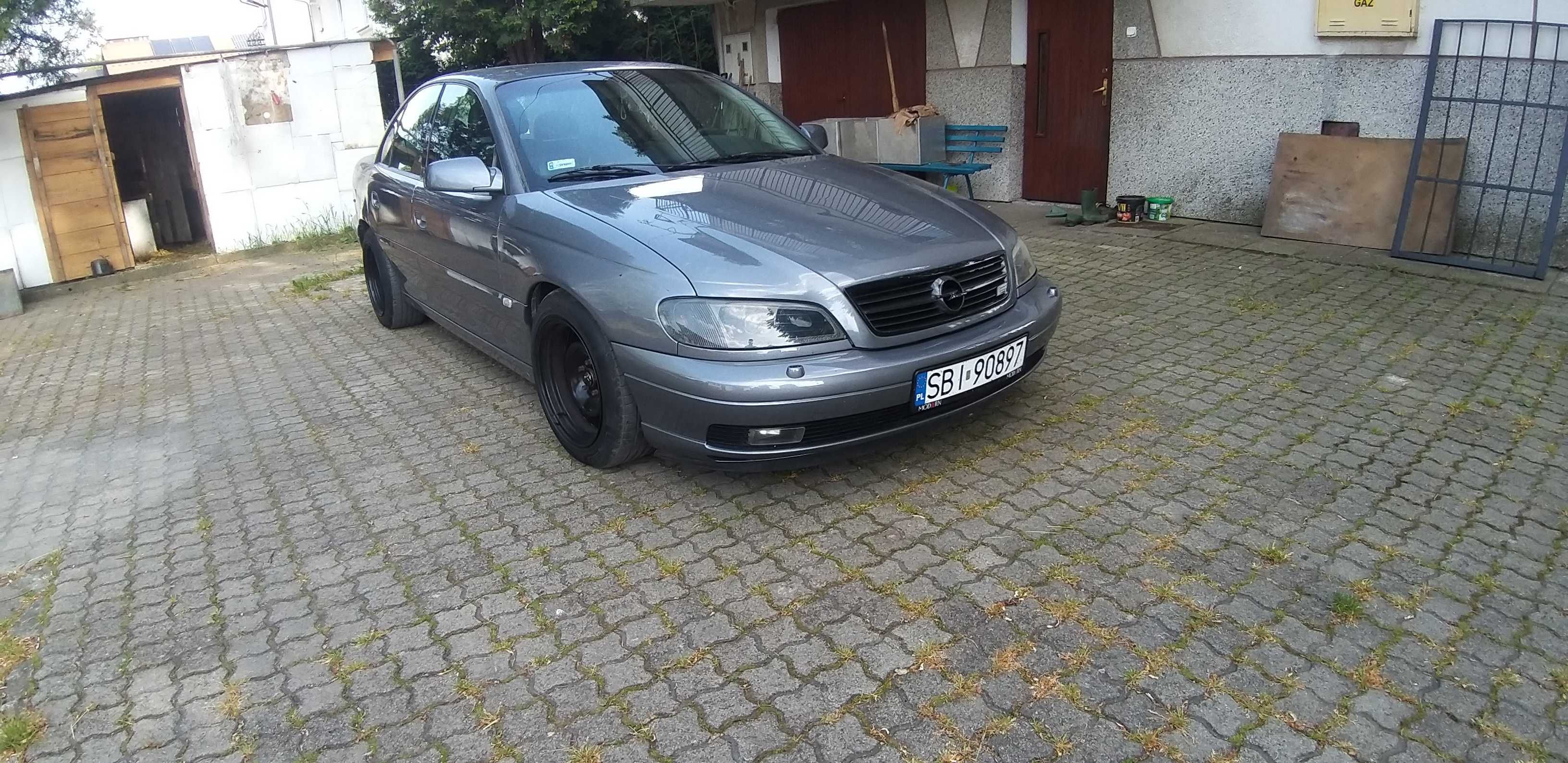 Opel Omega B 2.6 V6 2000r LPG Zaniedbany