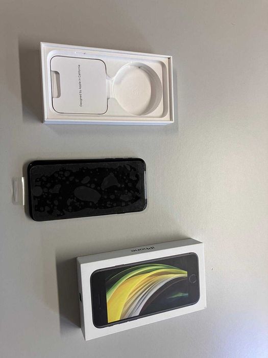 iPhone SE 2020 em excelente estado (128GB)