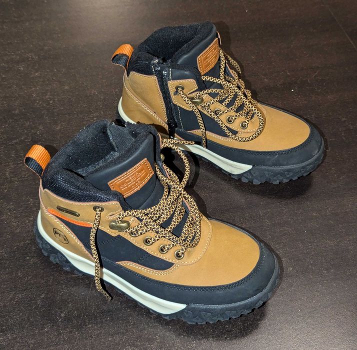 Buty zimowe dziecięce 33