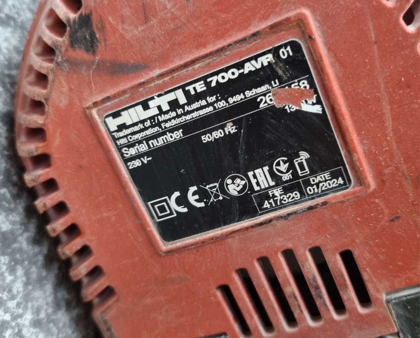 Młot wyburzeniowy HILTI TE 700-AVR SDS-MAX 2024R