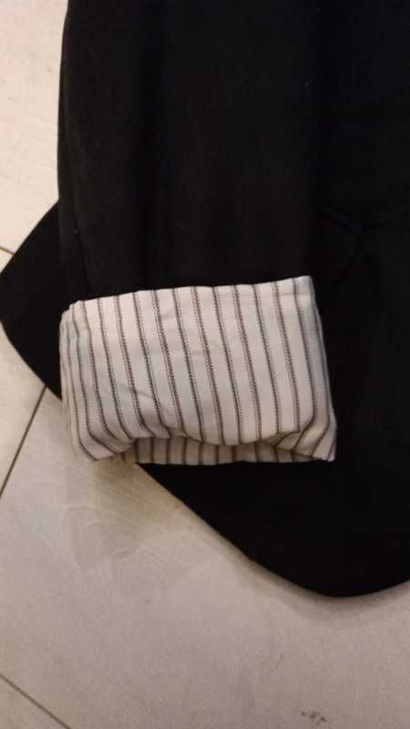 Elegancka czarna marynarka