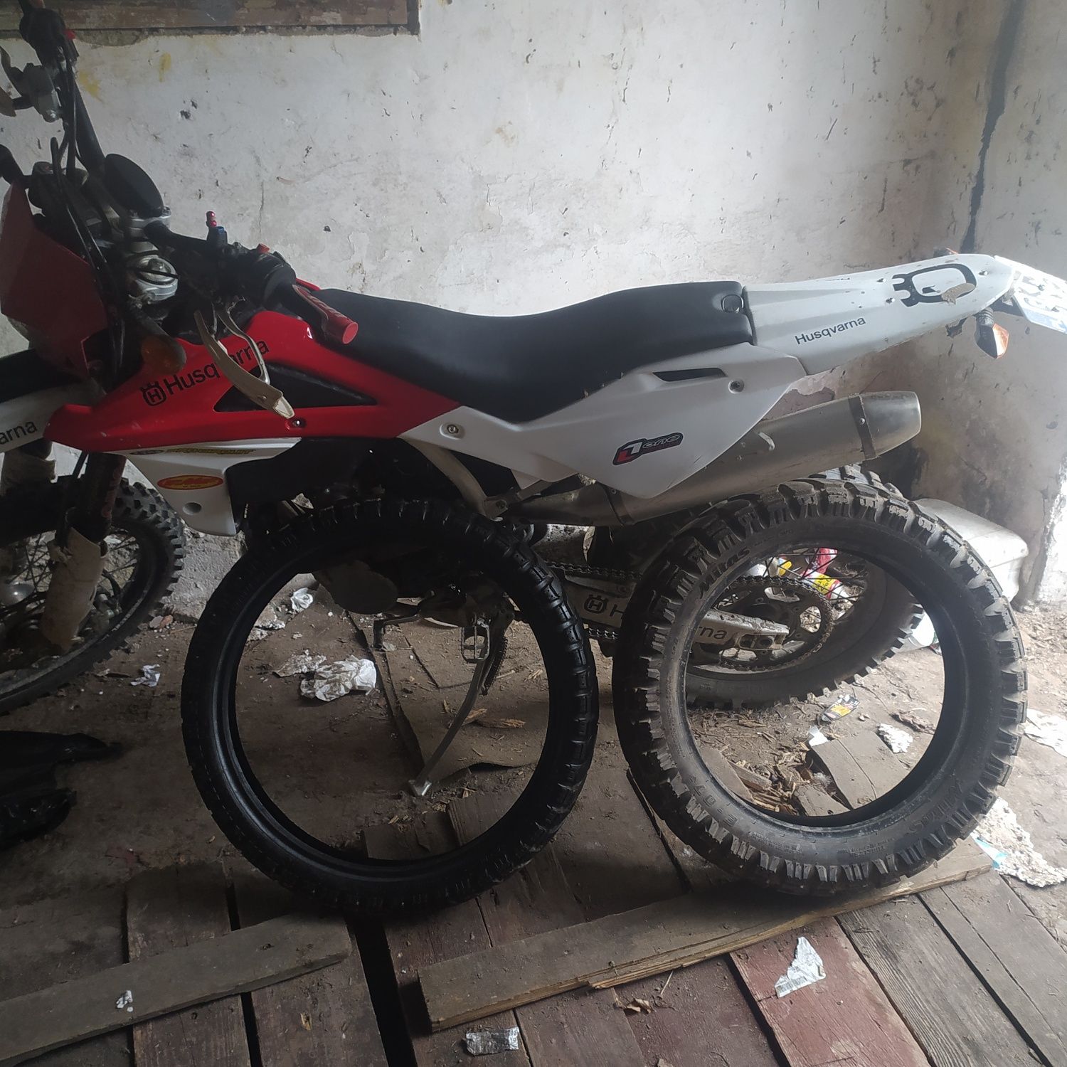 Opony enduro mitas