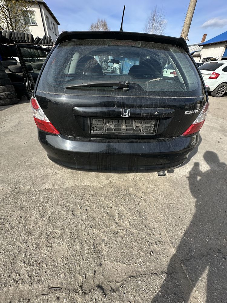 Zderzak Civic 7 B92P Zderzak tył Civic VII 3 drzwi