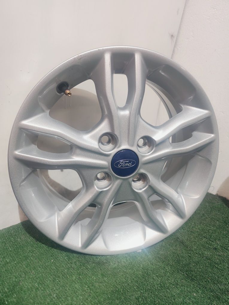Felgi aluminiowe OE Ford Fiesta MK7 15" 6J 4x108 ET 47.5 TPMS