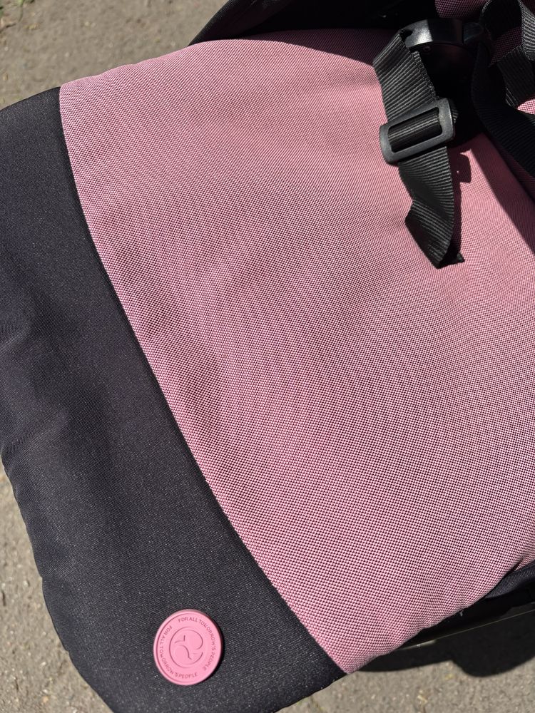 Коляска Cybex Beezy