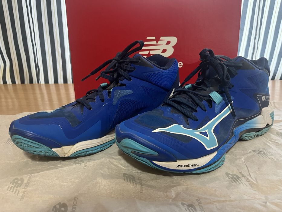 Mizuno enerzy кросівки