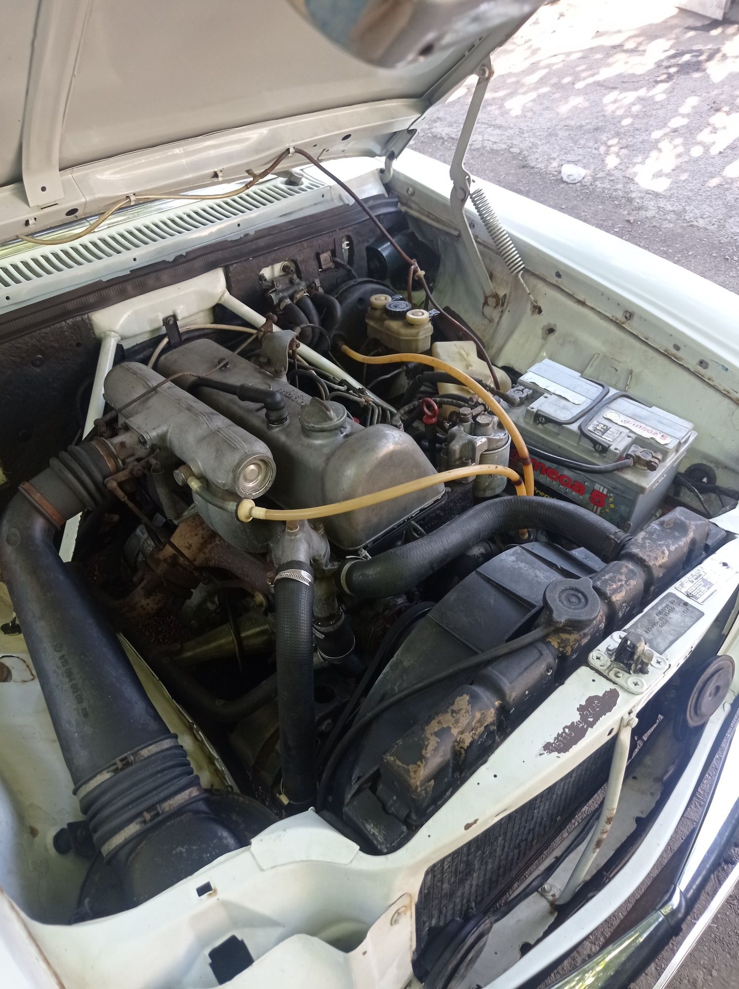 Продам Мерседес W115