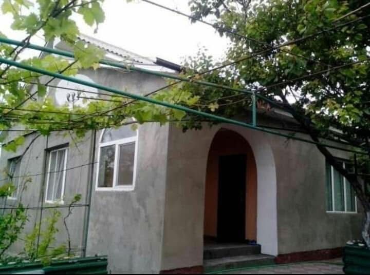 Продам 2 будинки